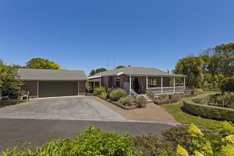 Photo of property in 90 Wirihana Road, Hawera, 4674