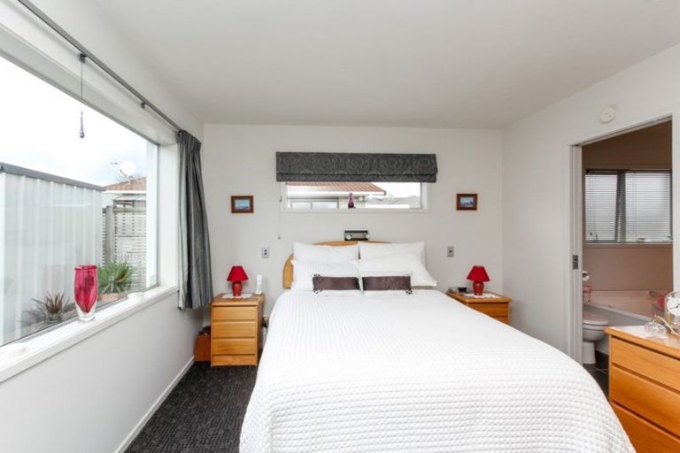 Photo of property in 149a Carrington Street, Lower Vogeltown, New Plymouth, 4310