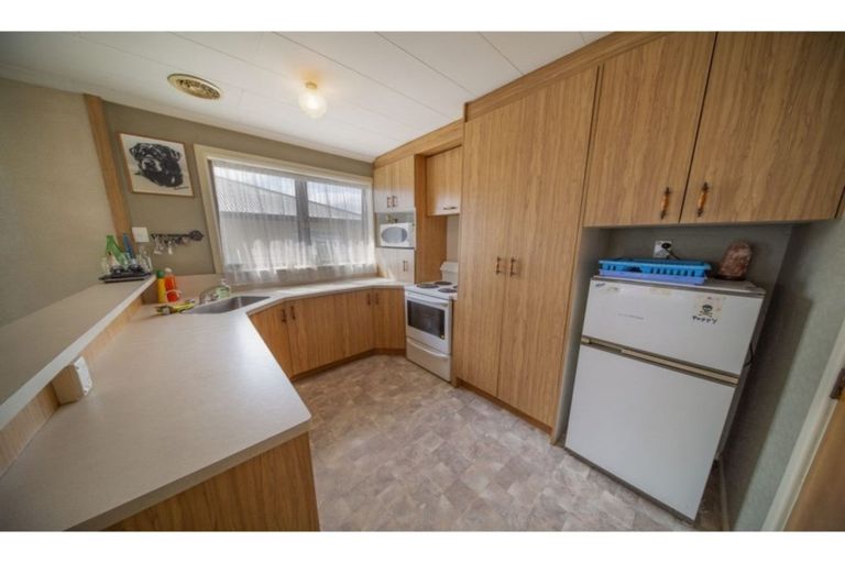 Photo of property in 38 Brydone Street, Edendale, 9825