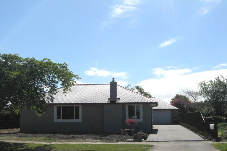 Photo of property in 93 Cotswold Avenue, Bishopdale, Christchurch, 8053