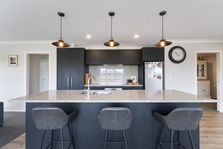 Photo of property in 6 Sterling Lane, Rongotea, 4473