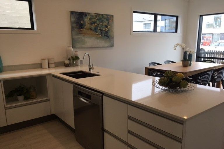 Photo of property in 15 Grey Warbler Road, Hobsonville, Auckland, 0616