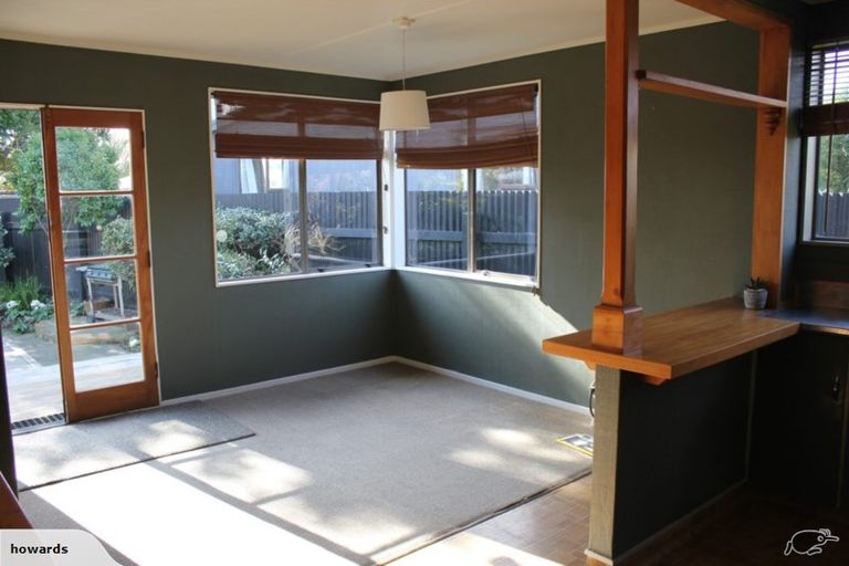 Photo of property in 74 Atherfold Crescent, Greenmeadows, Napier, 4112