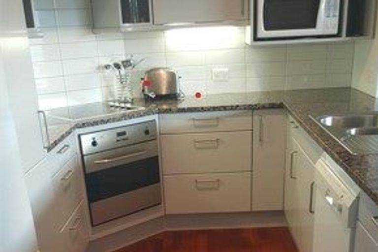 Photo of property in Admiralty Courts, 14/42 Marriner Street, Sumner, Christchurch, 8081