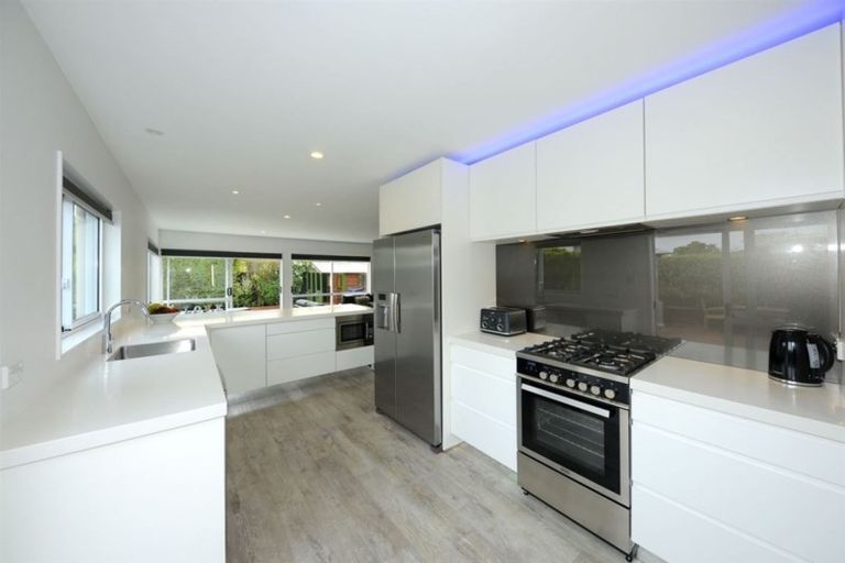 Photo of property in 30 Beauford Place, Parklands, Christchurch, 8083