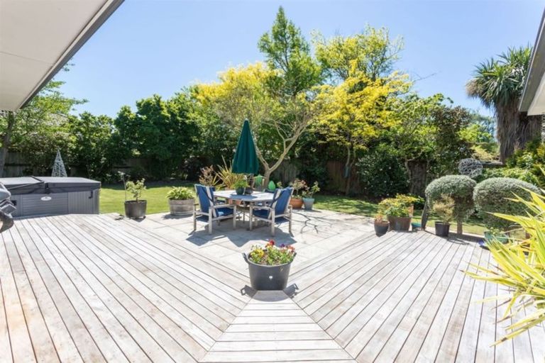 Photo of property in 43 Norwood Street, Beckenham, Christchurch, 8023