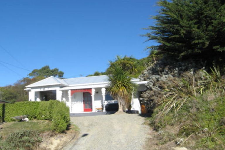 Photo of property in 1 Avon Street, South Hill, Oamaru, 9400