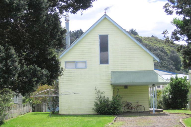 Photo of property in 8 Hinemoa Road, Waihi Beach, 3611