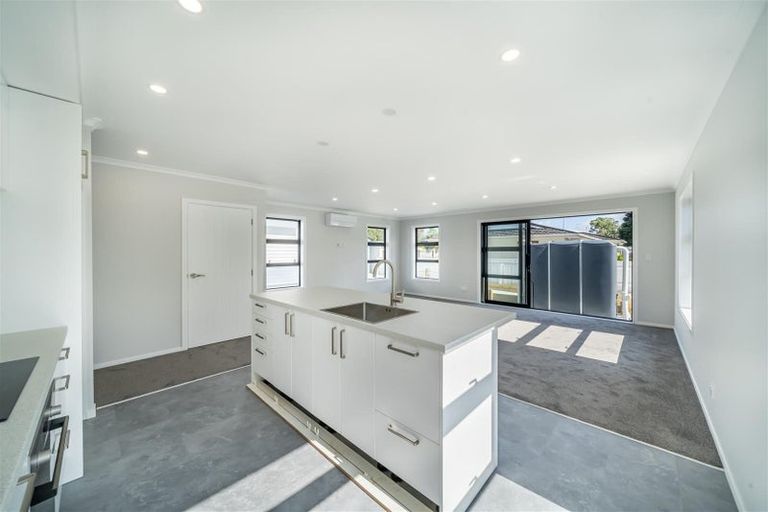 Photo of property in 4c Pohutukawa Street, Woburn, Lower Hutt, 5010
