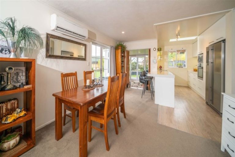Photo of property in 9 Denise Crescent, Hornby, Christchurch, 8042