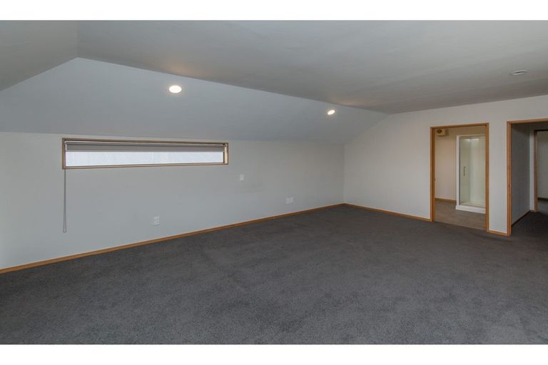 Photo of property in 74b Sinclair Street, New Brighton, Christchurch, 8083