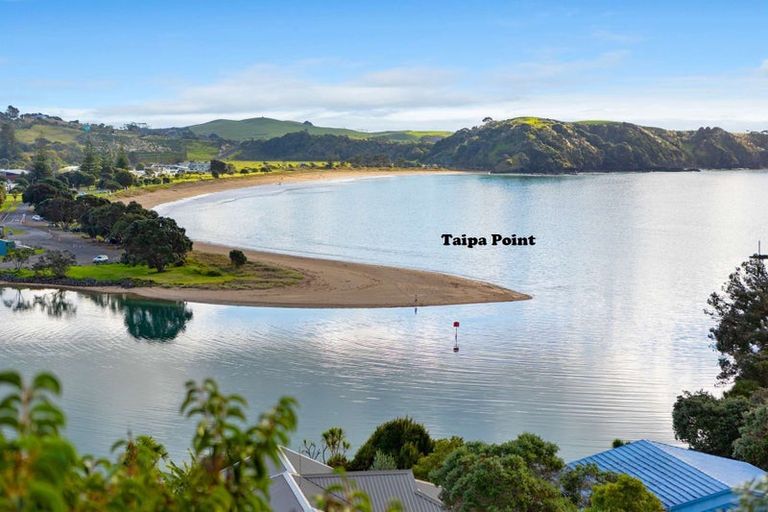 Photo of property in 7 Bush Point Road, Cable Bay, 0420