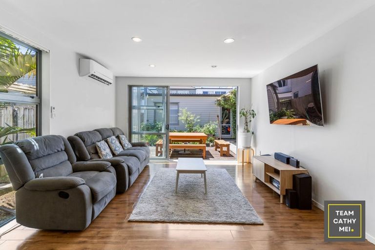 Photo of property in 31 Kauri Drive, Takanini, 2112