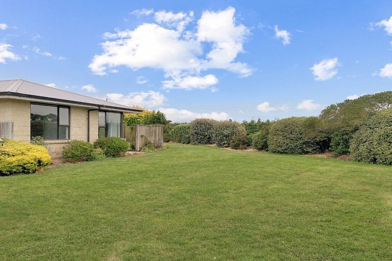 Photo of property in 1347 Longbeach Road, Eiffelton, Ashburton, 7774