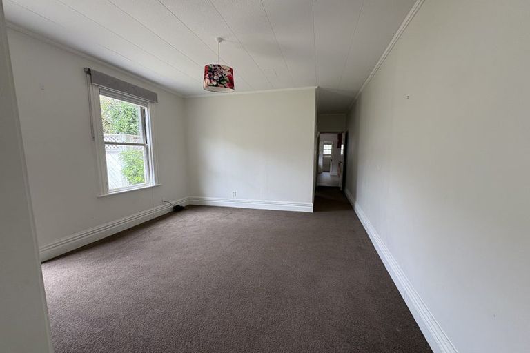 Photo of property in 31 Moir Street, Mount Victoria, Wellington, 6011