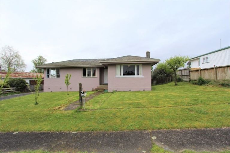 Photo of property in 12 Dee Street, Tokoroa, 3420