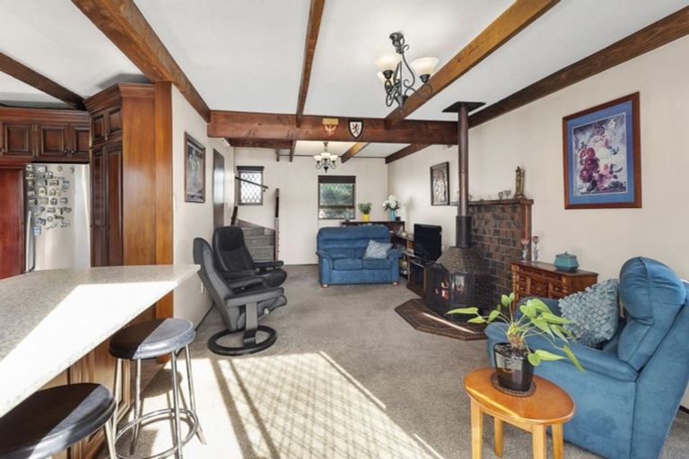 Photo of property in 196 Saint Andrews Road, Plimmerton, Porirua, 5026