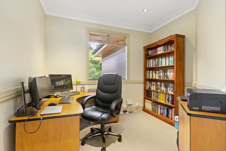 Photo of property in 12 Gulf Harbour Drive, Gulf Harbour, Whangaparaoa, 0930