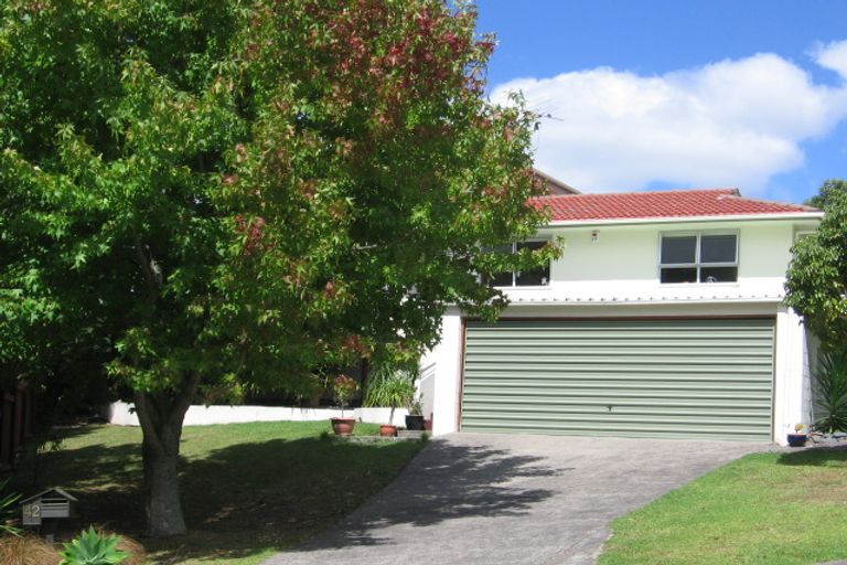 Photo of property in 40 Wyoming Avenue, Murrays Bay, Auckland, 0630