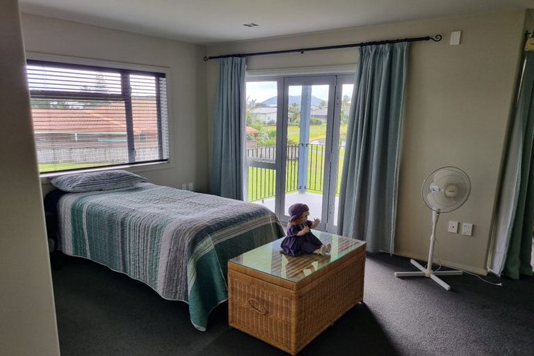 Photo of property in 35 Barbados Way, One Tree Point, 0118