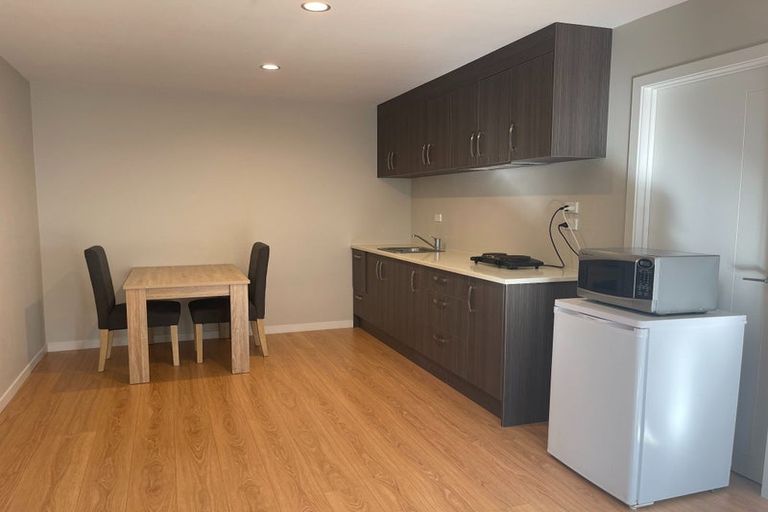 Photo of property in 58 Harrowglen Drive, Northcross, Auckland, 0630