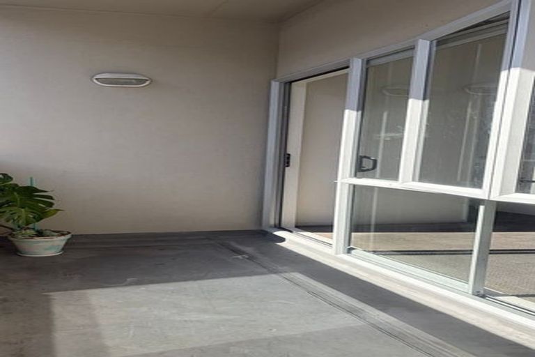 Photo of property in 5/27 Drummond Street, Mount Cook, Wellington, 6021