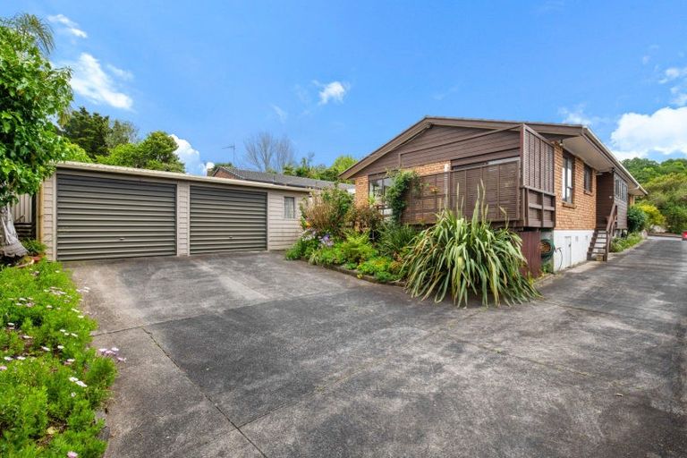 Photo of property in 5 Redmount Place, Red Hill, Papakura, 2110