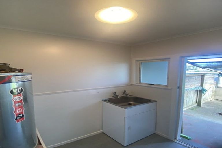 Photo of property in 419-421 Kotuku Street, Camberley, Hastings, 4120