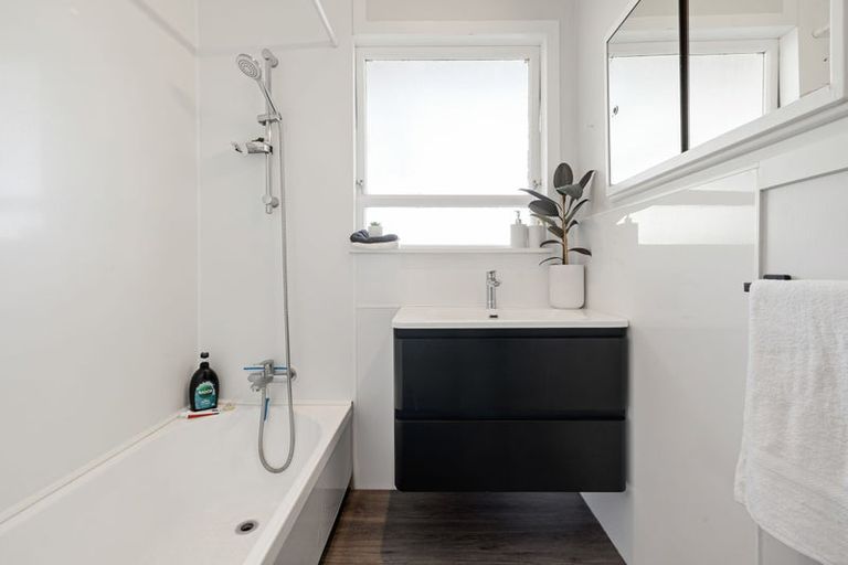 Photo of property in 203 Warburton Crescent, Te Awamutu, 3800