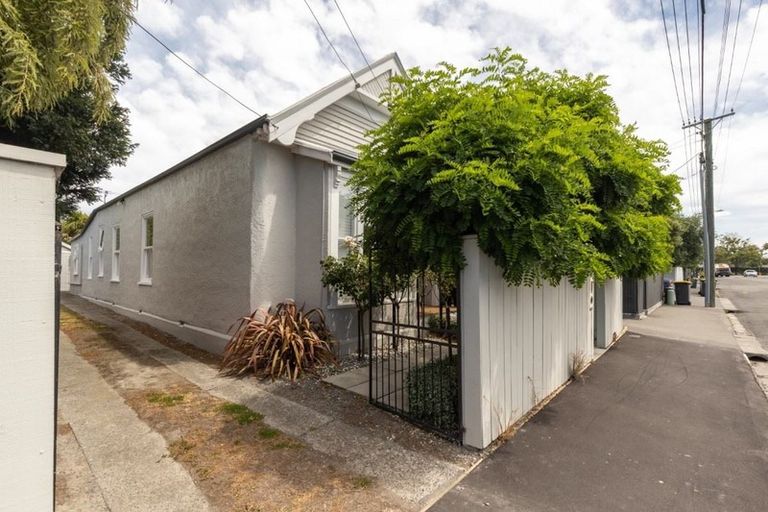 Photo of property in 22 Warwick Street, Richmond, Christchurch, 8013