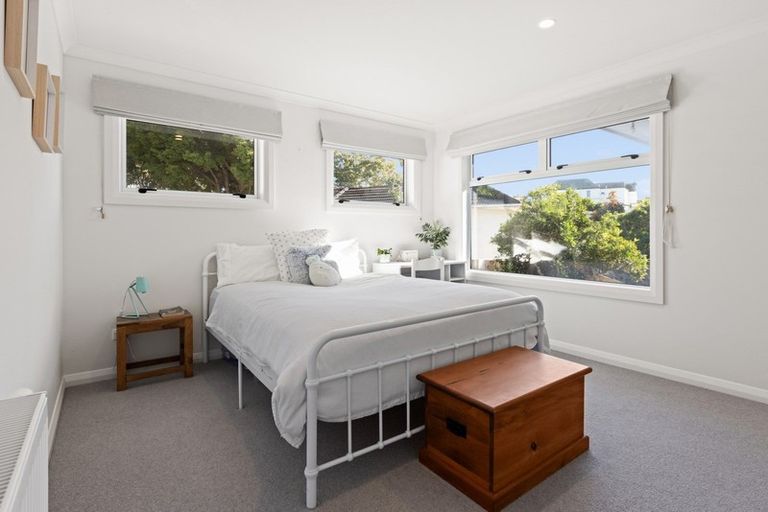 Photo of property in 101 Chaucer Road, Hospital Hill, Napier, 4110