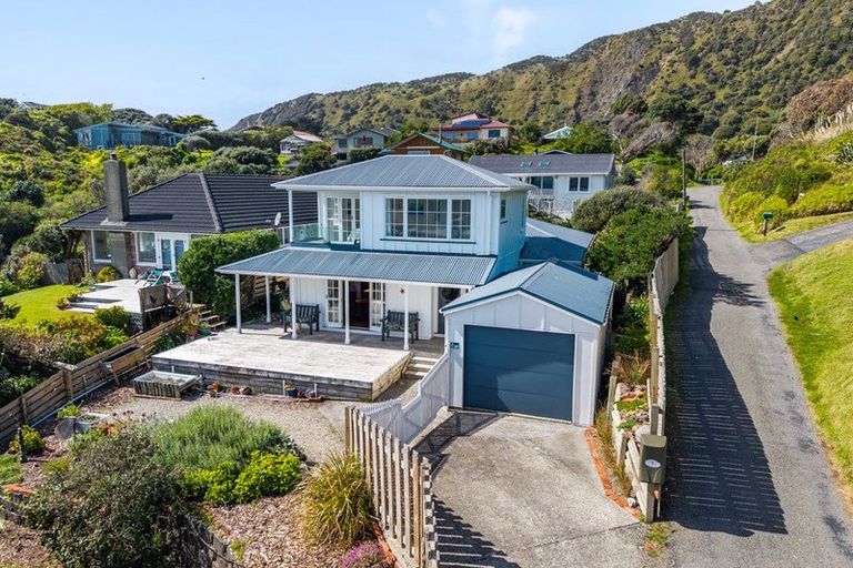 Photo of property in 1 Sand Track, Paekakariki, 5034
