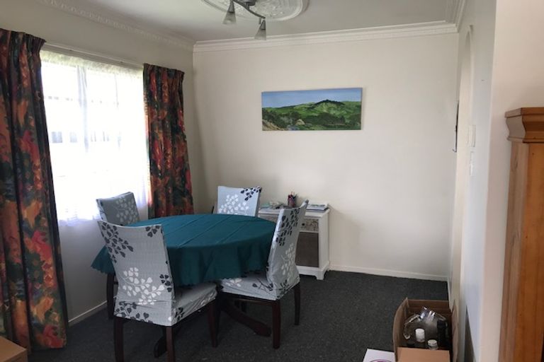 Photo of property in 56 Alison Street, Hamilton Lake, Hamilton, 3204