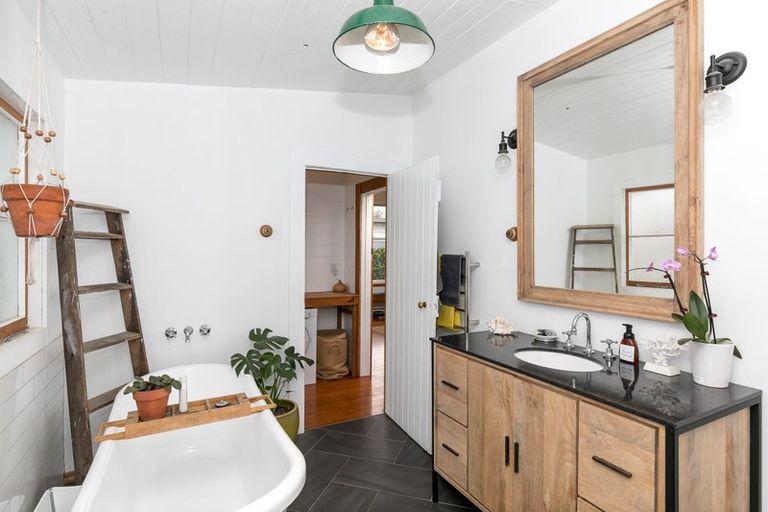 Photo of property in 14 Pukeko Street, Frankton, Hamilton, 3204