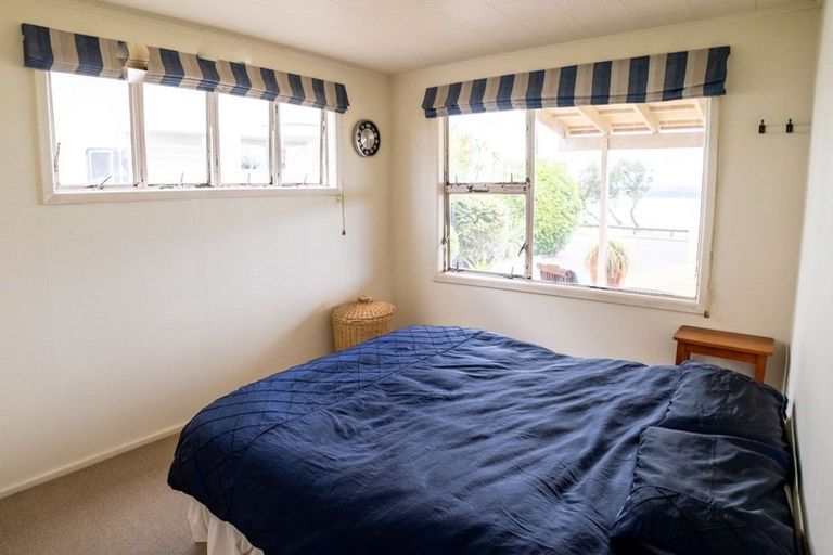 Photo of property in 12 Charles Street, Westshore, Napier, 4110