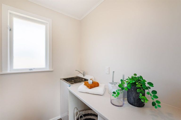 Photo of property in 49a Kettle Avenue, Awapuni, Palmerston North, 4412