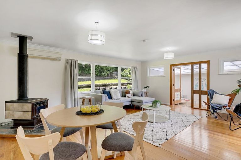 Photo of property in 15 Forglen Place, Tawa, Wellington, 5028