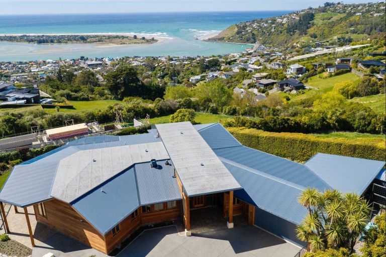Photo of property in 123 Glenstrae Road, Redcliffs, Christchurch, 8081
