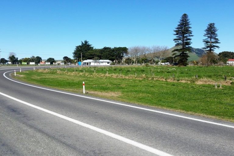 Photo of property in 5 Cook Street, Tolaga Bay, 4077