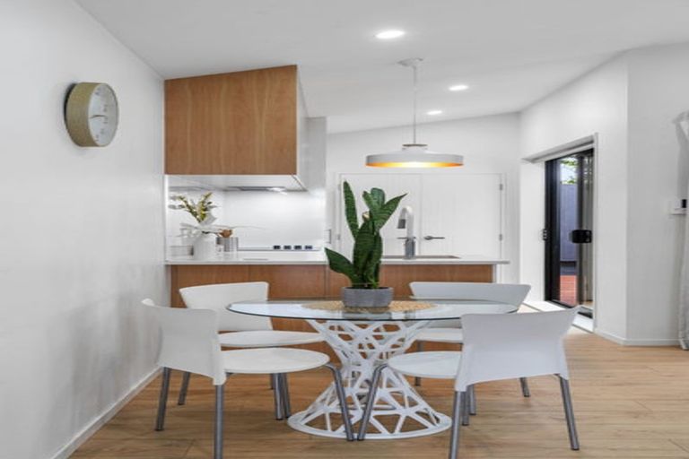 Photo of property in 3b Matakohe Road, Westgate, Auckland, 0814