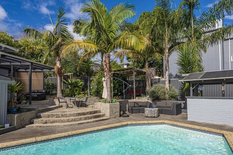 Photo of property in 18 Butler Place, Te Kamo, Whangarei, 0112