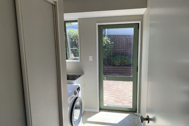 Photo of property in 5 Ellesmere Place, Oceanview, Timaru, 7910