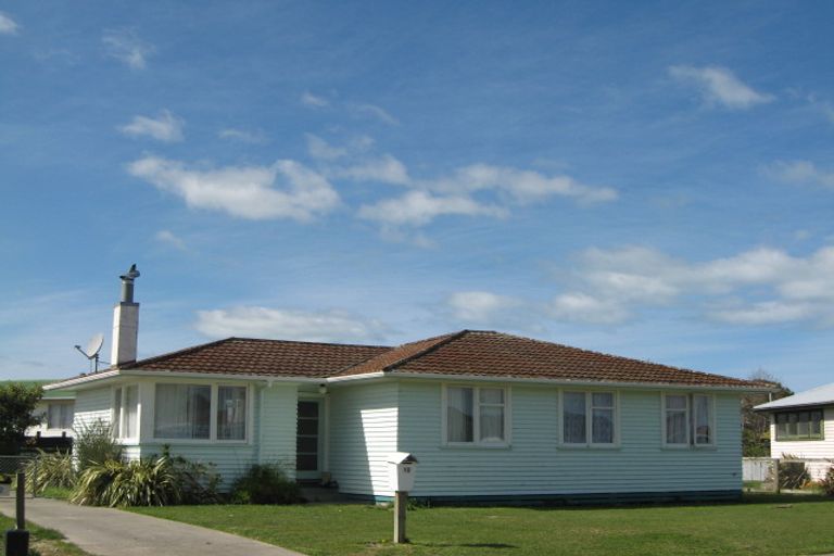 Photo of property in 10 Churchill Avenue, Wairoa, 4108
