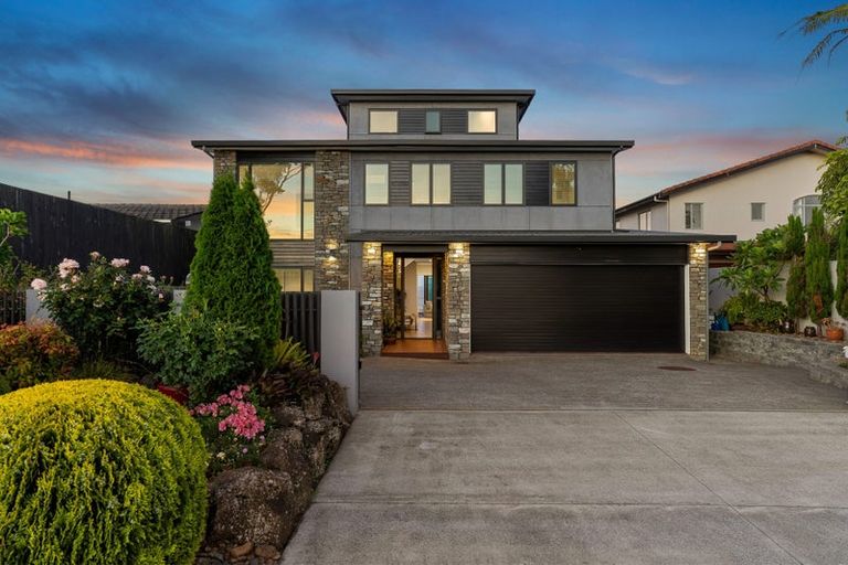 Photo of property in 236 Vipond Road, Stanmore Bay, Whangaparaoa, 0932