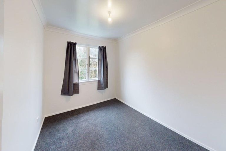 Photo of property in 12 Larsen Court, Roslyn, Palmerston North, 4414