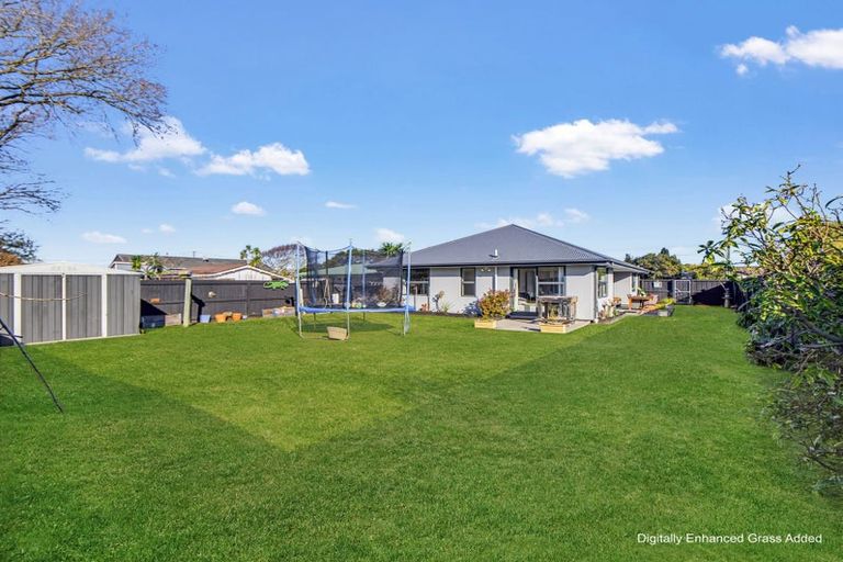 Photo of property in 35 Marriotts Road, North New Brighton, Christchurch, 8083