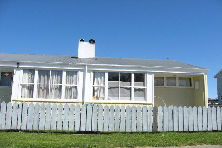 Photo of property in 3-7 Orchard Street, Stoke, Nelson, 7011