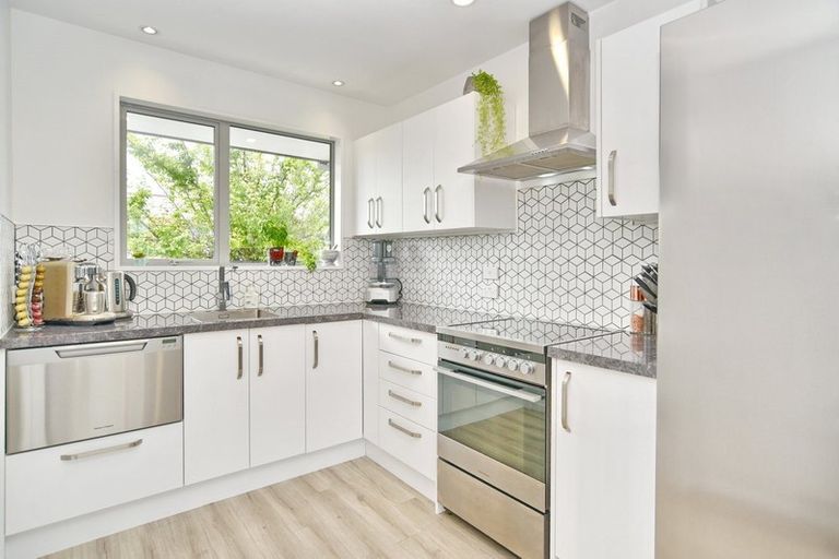 Photo of property in 1/10 Stacey Place, Woolston, Christchurch, 8062