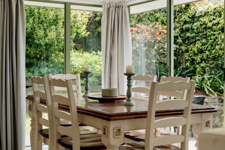 Photo of property in 2/12 Alexander Street, Cockle Bay, Auckland, 2014