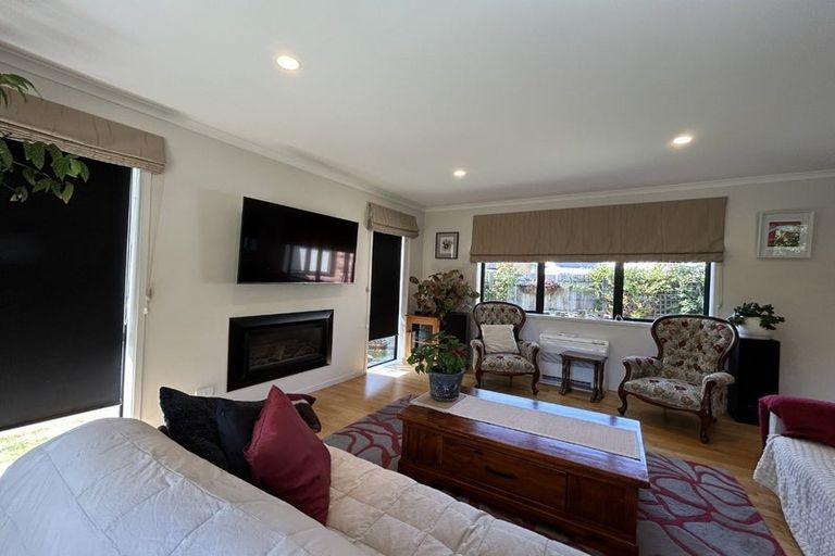 Photo of property in 15 Sew Hoy Lane, Arthurs Point, Queenstown, 9371